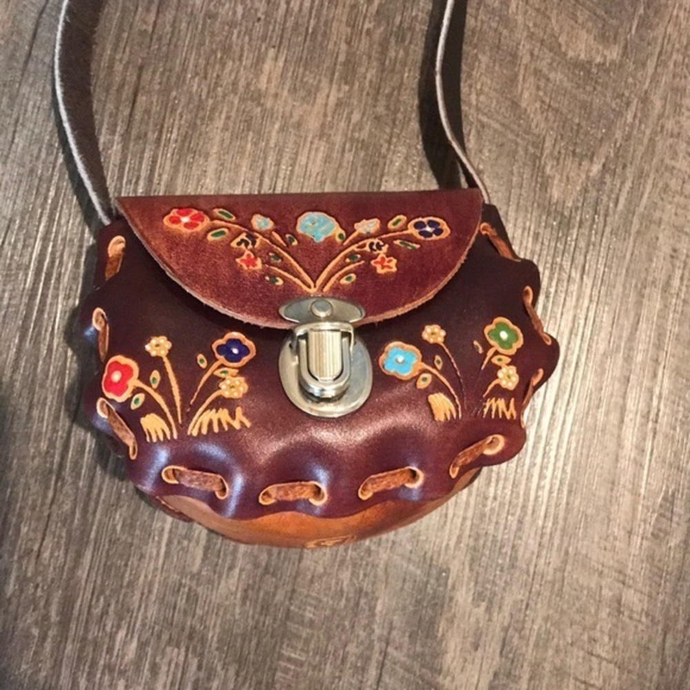 Crossbody  leather bag from Mexico